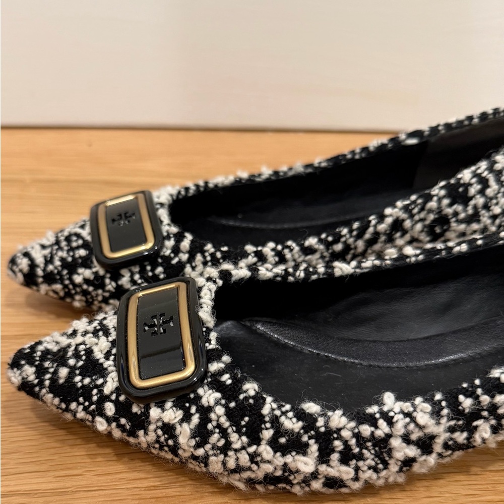 Tory Burch Georgia Bouclé Ballet Flat | Size 7 - Picture 4 of 6